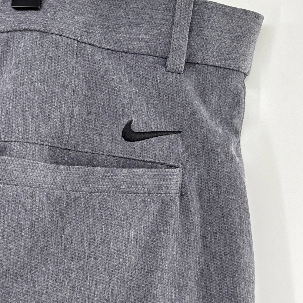 Nike Golf Dri-Fit Standard Fit Gray Flat Front Chino shorts Mens‎ 40 X 10 Mens